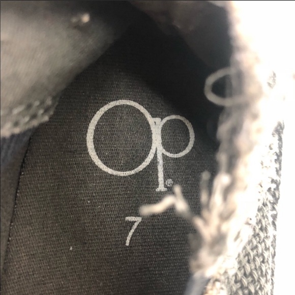 Op slip on gray distressed flat shoes - Picture 6 of 6